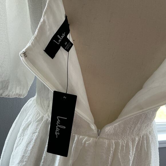 NWT Lulus Little Bit In Love White‎ Surplice Puff Sleeve Mini Dress Medium - Picture 5 of 13